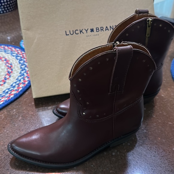 New with box and tag lucky brand boots - Picture 6 of 6